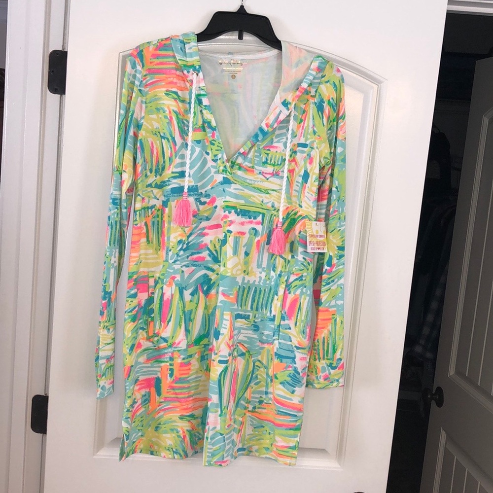 Lilly Pulitzer Rylie cover up deep sea and sand size small with tags brand new